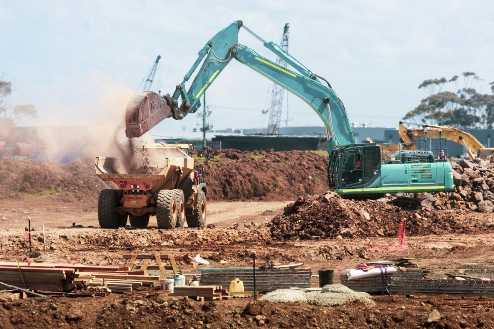 Consolidated multi-line order loaded and dispatched