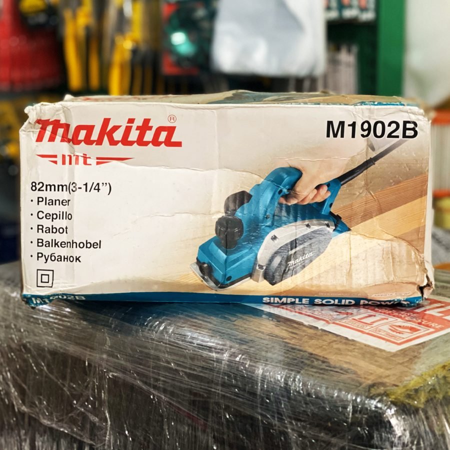 Makita Makita MT M1902B Wood Planer 82mm (3-1/4 Inch) 580W (Damaged Box), Power Tools Routers & Planers — Southend Philippine
